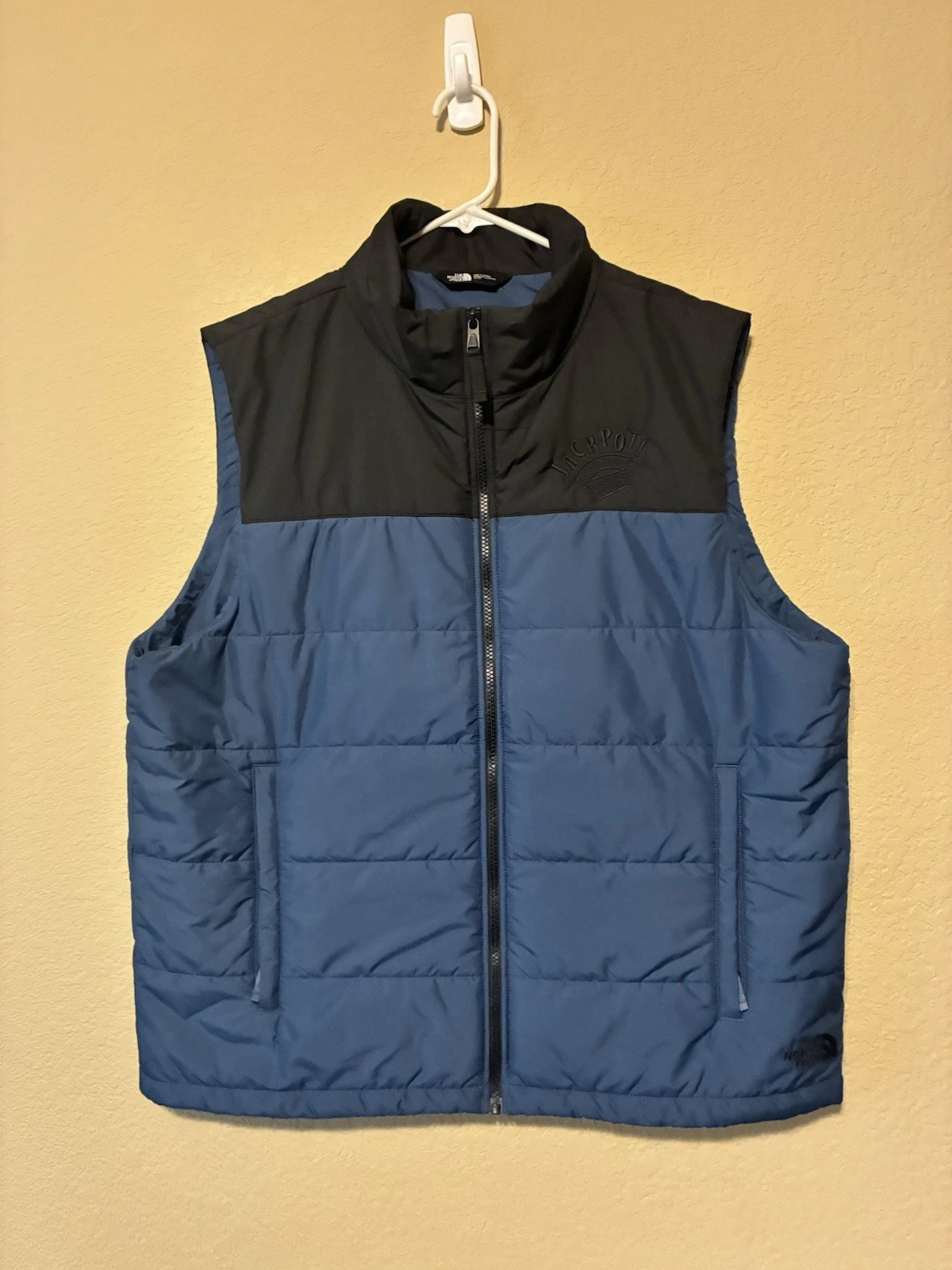 The North Face Everyday Insulated Vest Black Blue Men’s Sz XL Puffer Embroidered