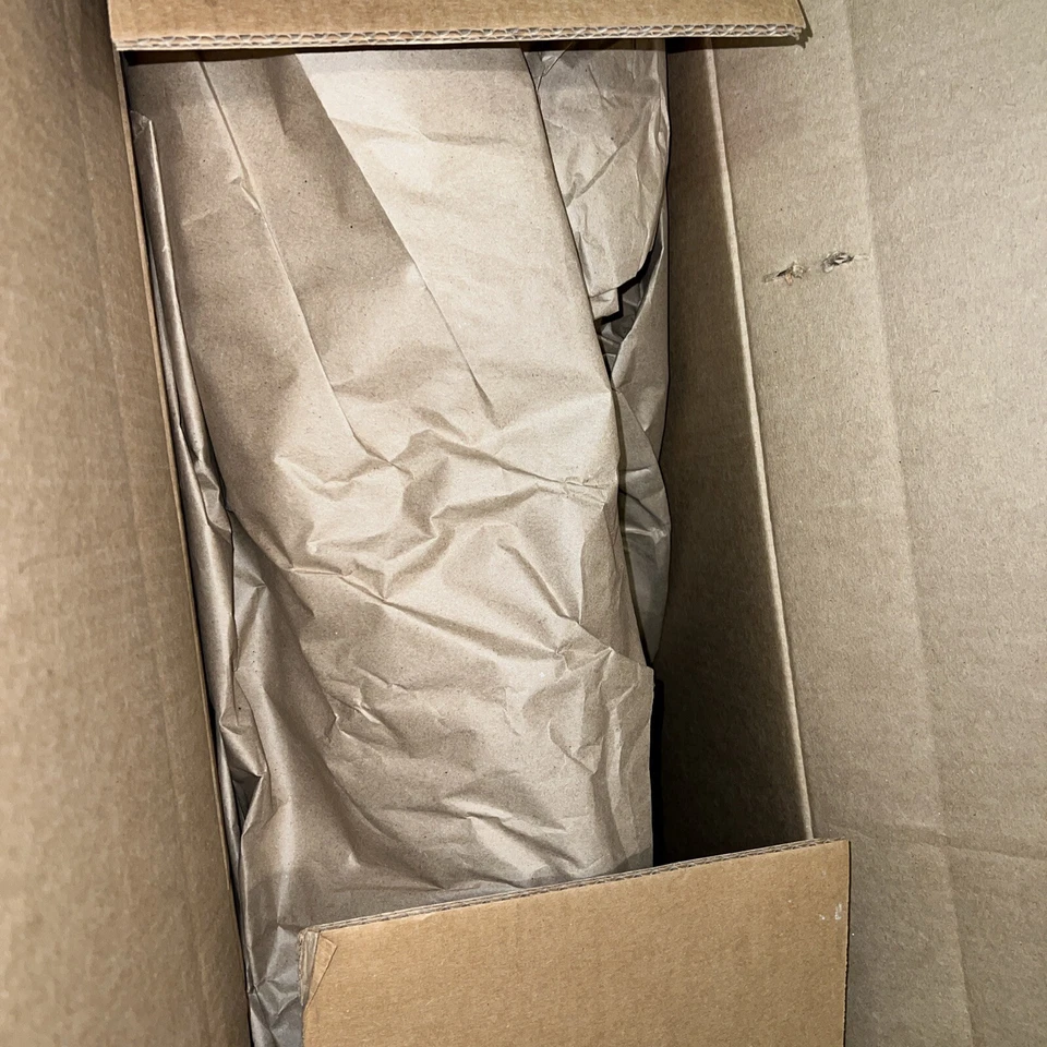 Tanque de combustible para tractor Massey Ferguson se adapta a TO35, MF35, 135, 202, 204, 2135 189209m91 Foto 3 de 3