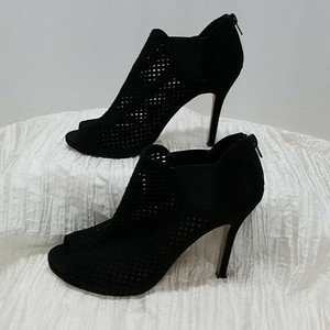 madden girl peep toe heels