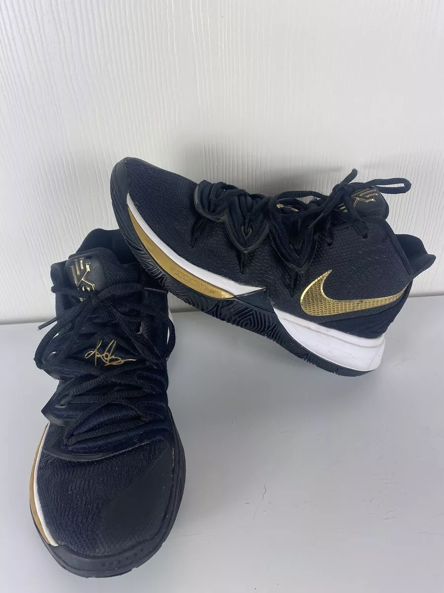 Línea del sitio No haga Consecutivo Size 7 - Nike Kyrie 5 Black Metallic Gold 2019 | eBay