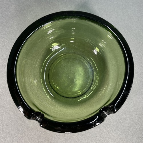 Vintage Green Glass Round Ashtray Mid Century 3.75” Two Slots - Picture 2 of 8