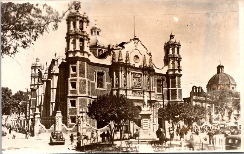 Vintage RPPC Postcard Mexico La Basilica De Guadalupe Mexico City Mexico   14125