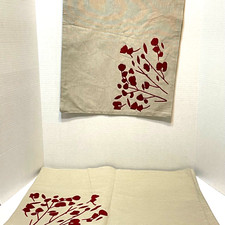 Pier 1 Cotton Tan Placemats Red Velvet Floral Accents 19.5 x 14" Lot 5 New