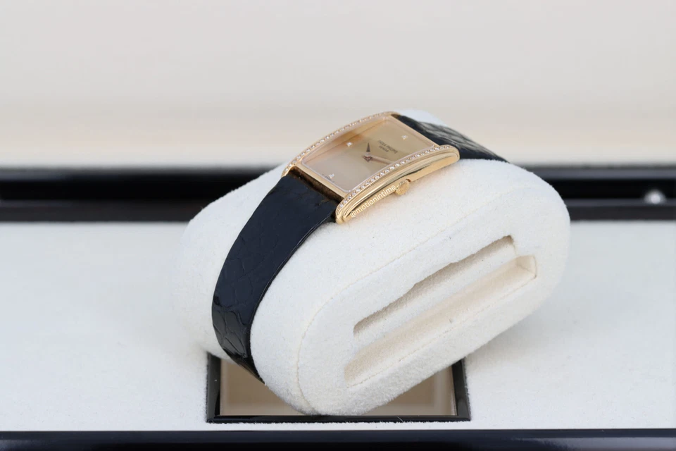 Patek Philippe 2504J Gondolo Ladies' 18kt YG Diamond with Champagne Décor Dial - Image 3 of 4