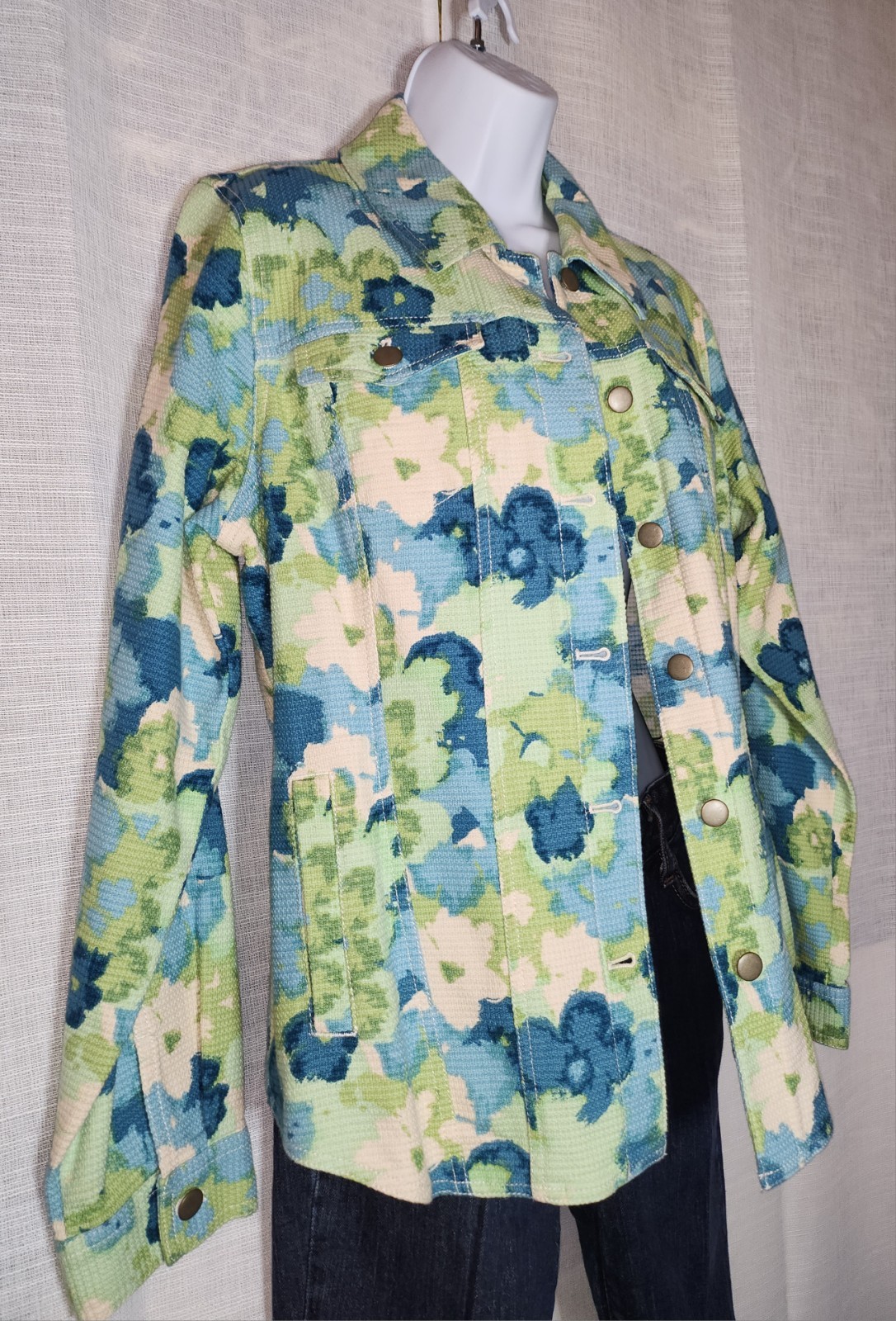 Pendleton Women’s Floral Button Front Collared Ja… - image 3