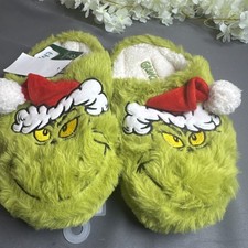 Dr. Seuss The Grinch Mens Plush Faux Fur Slip-On Christmas Slippers Green Red S