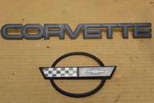 1984 - 1990 Chevrolet Corvette Trunk Emblem Logo Oem 1984 - 1990 Chevrolet Corvette Trunk Emblem Logo Oem