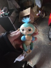 WowWee Fingerlings Charlie Interactive Baby Monkey New Old Stock