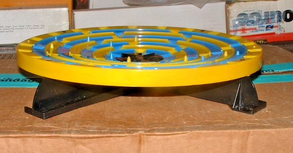 VINTAGE Stadium Checkers COMPLETE Schaper 1952 Family Game Children's - Image 4 of 4