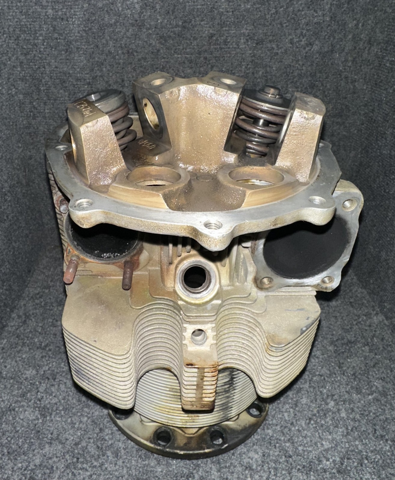 Continental- Cylinder & Valve Assembly - P/N 655470A3