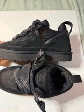 UGG Womens Size 9 Black Suede Fur Lined Lace Up Ankle Booties Wide Laces