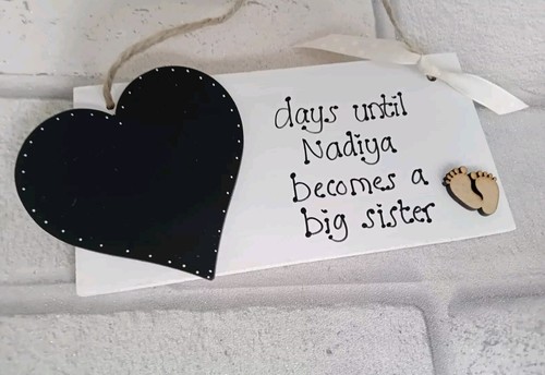 Countdown to birth Baby plaque sign Brother Sister gift chalkboard personalised - Picture 3 of 7