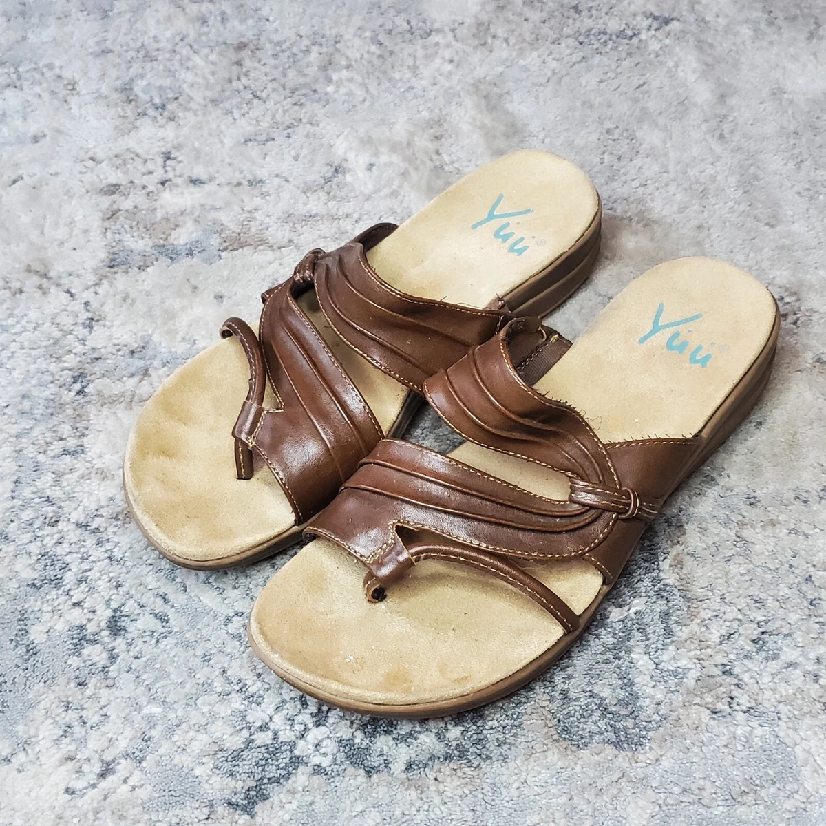 Yuu sandals on sale