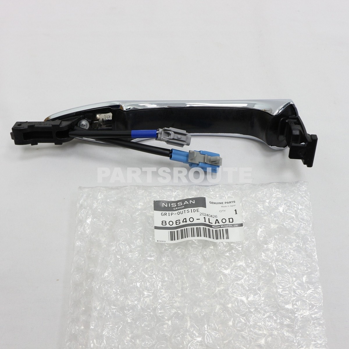 o9i80403  Nissan Armada Infiniti QX80 2017-2020 OEM Front Exterior Door