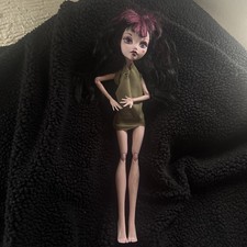 monster high draculaura doll frightfully tall 17