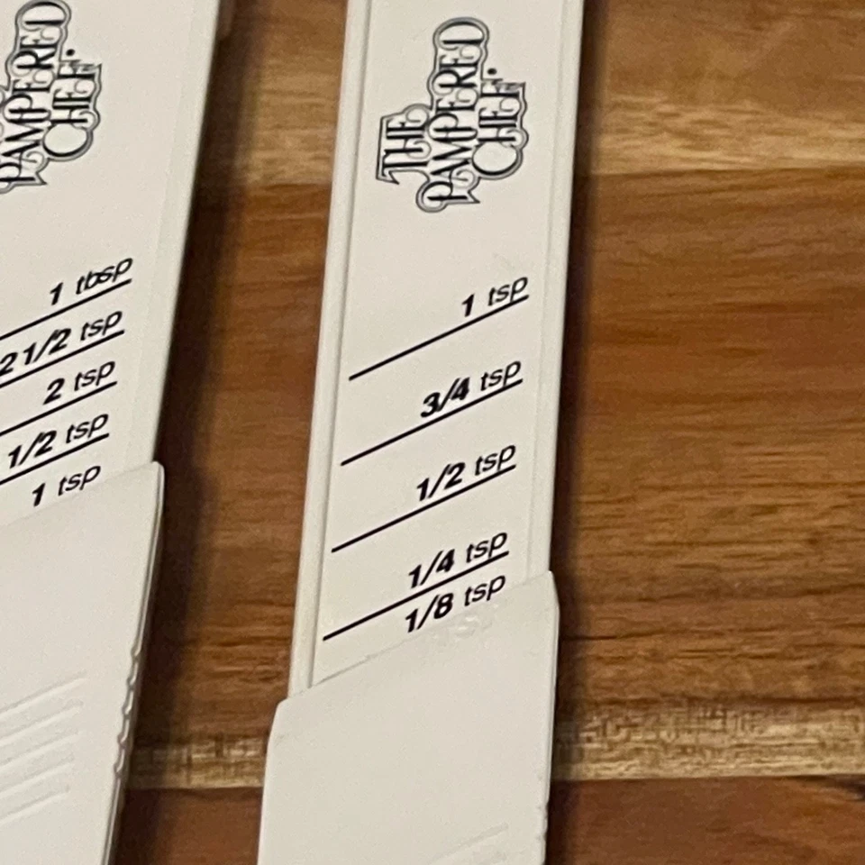 Pampered Chef Adjustable Dry Measuring Teaspoons Tablespoons & Measuring Cup - Image 4 of 4