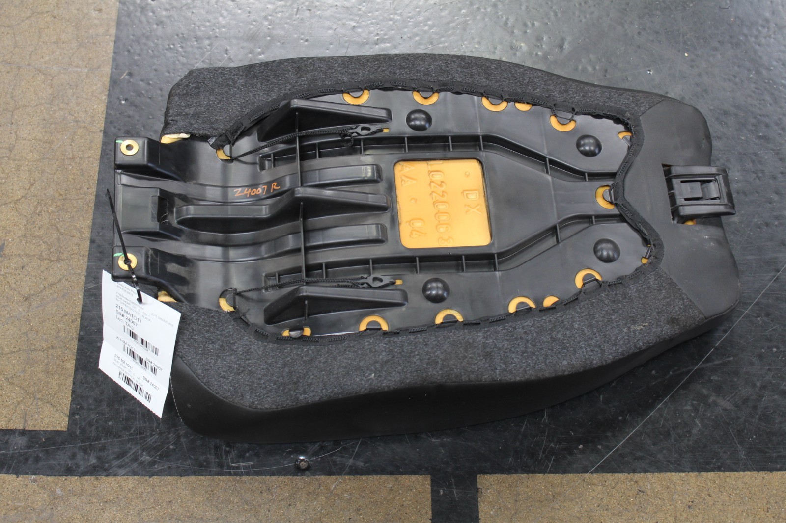 Maserati GranCabrio, RH, Right, Rear Seat, Upper Section, Used