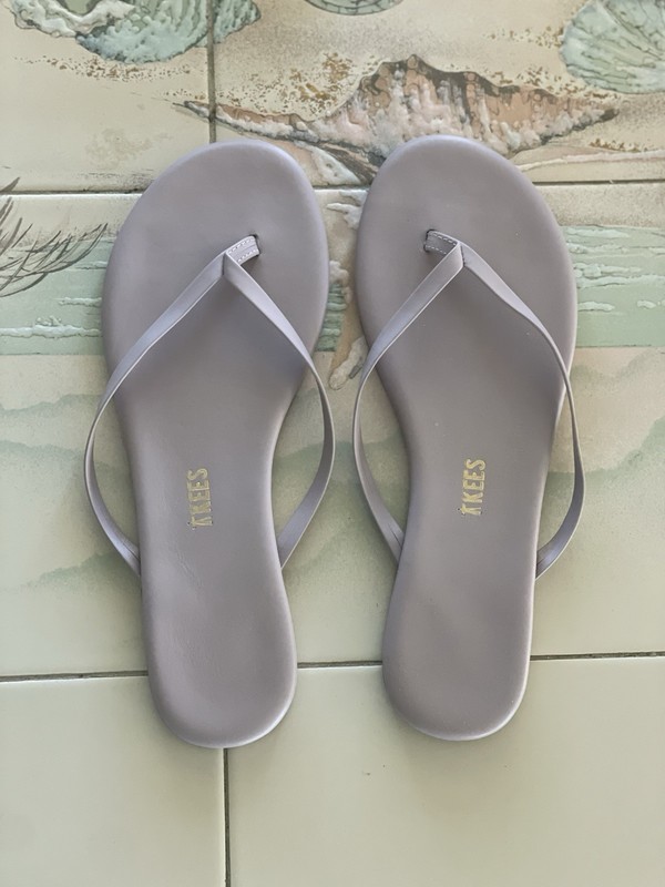 Dainty pastel lavender coastal shabby  soft leather TKEES Women's 7