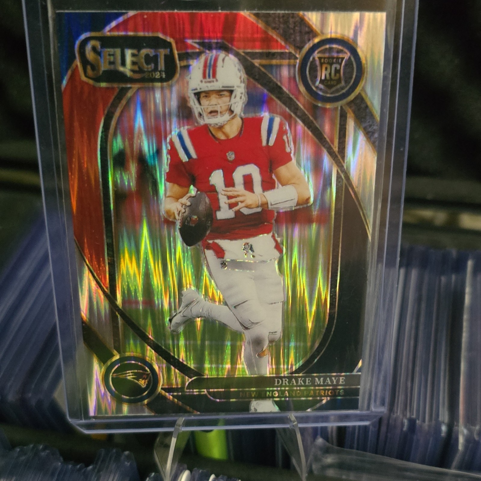 Drake Maye 2024 Panini Select Club Level Black/Red Shock Prizm #218 Rookie