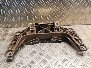 BMW 5 E60 Getriebe Halterung Bracket 6769965