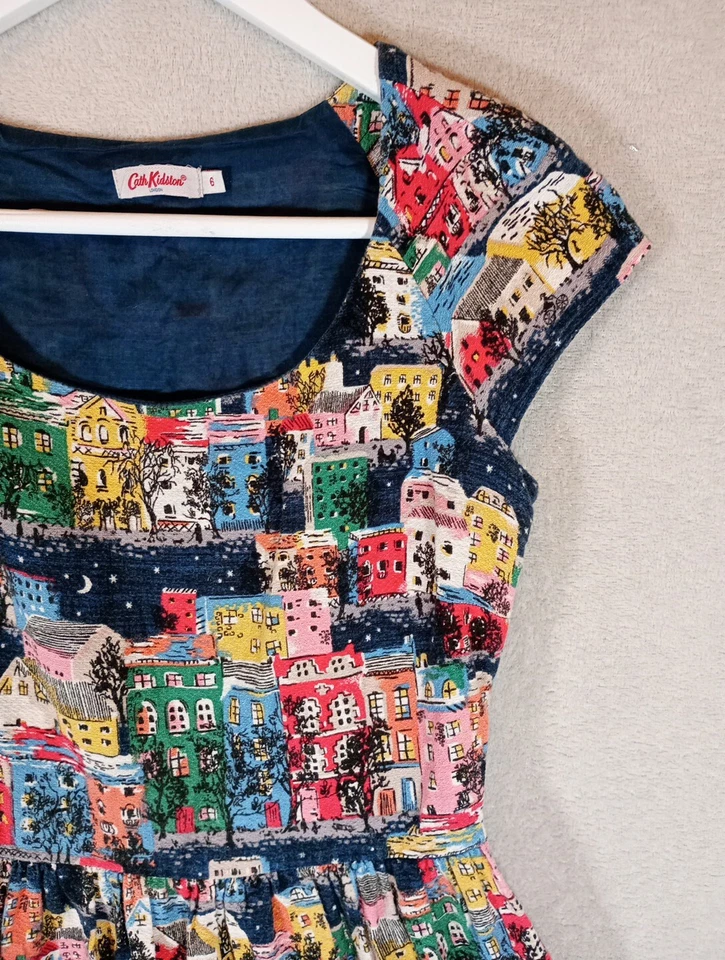 Cath Kidston Dress Womens XS 6 English Town Village Houses Blue 100% Cotton - Image 3 of 4