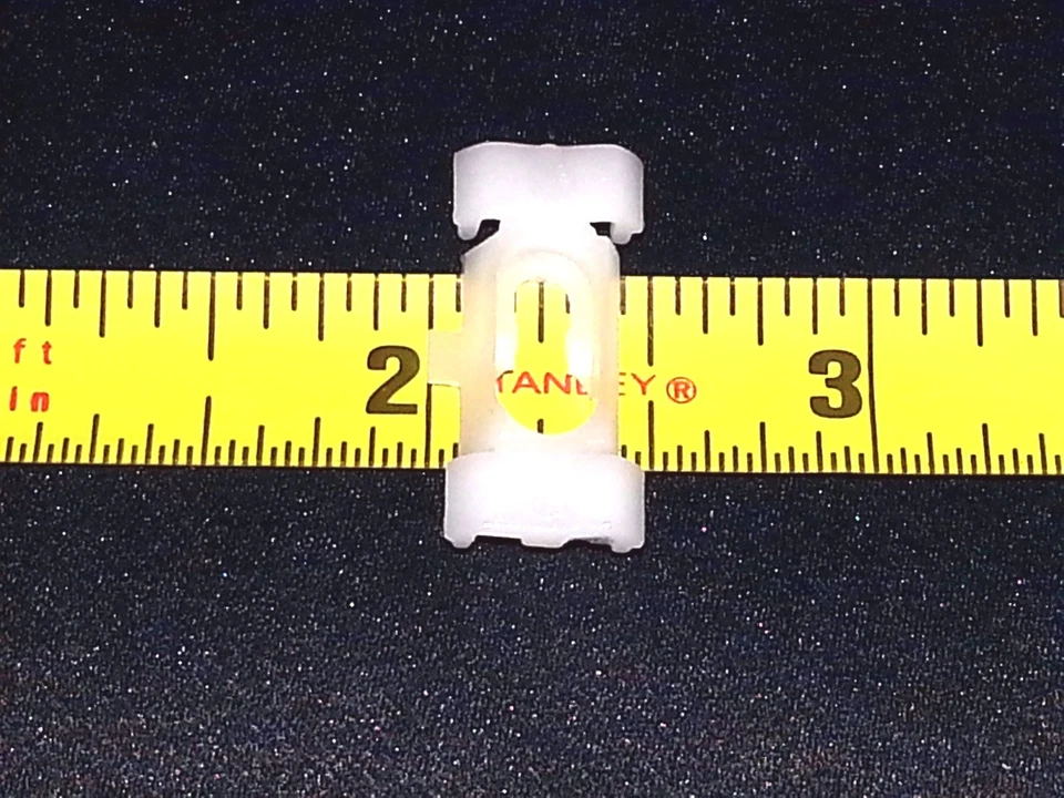 NOSR Cadillac Olds Pontiac Vinilo Superior Cinturón Moldura Moldura Clips 20 un. PA Foto 4 de 4