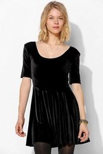 Kimchi Blue Urban Outfitters Black Velvet Mini Skater Fit & Flare Dress -M