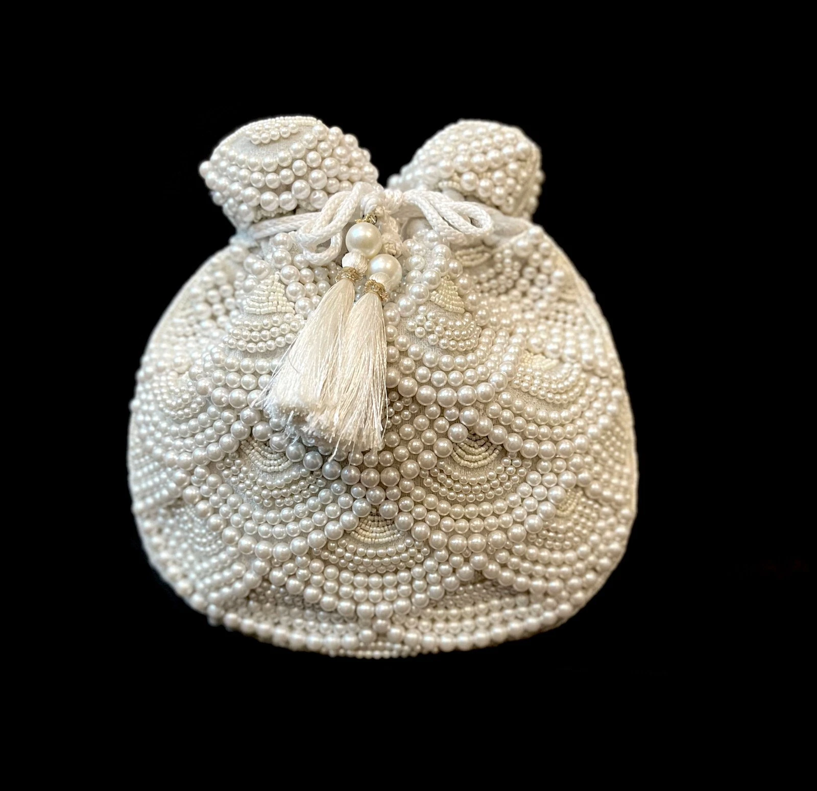 OFF WHITE Borsa Potli di design colore bianco sporco fatta a mano perla