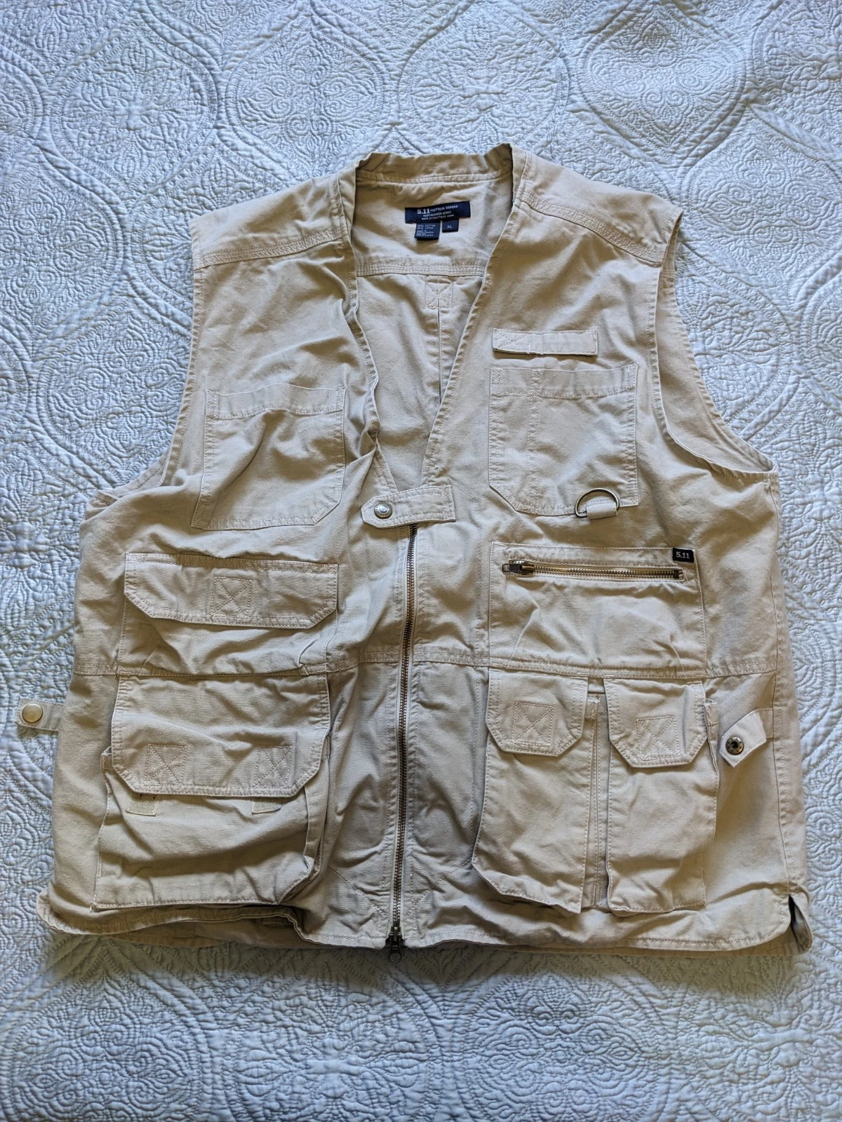 5.11 Tactical Series Vest Khaki Tan Mens 2XL Utility Pockets Fishing Outdoor