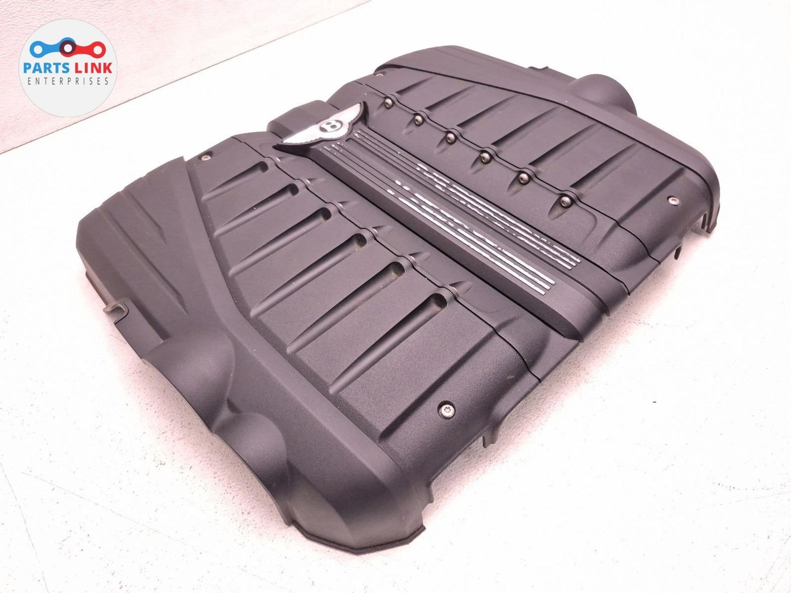 Bentley Bentayga 2016-2020 LEFT Engine cover
