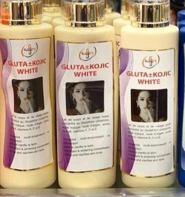 KÖRPERMILCH GLUTATHION KOJIC ACID SUPER WHITE SUPER SCHNELL AUFHELLEND 1 Stück