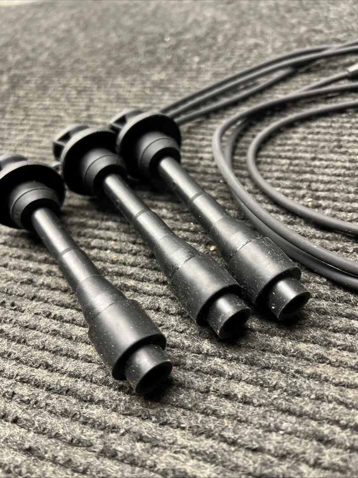 NUEVO Juego de cables de bujías de caja abierta DENSO 671-6183 Foto 4 de 4