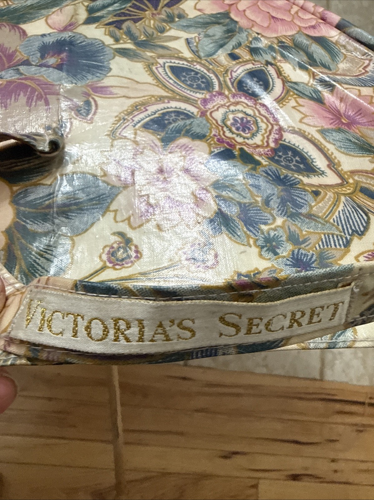 RARE VTG Y2K Victorias Secret Pink Umbrella Parasol Floral Canvas Wood Handle