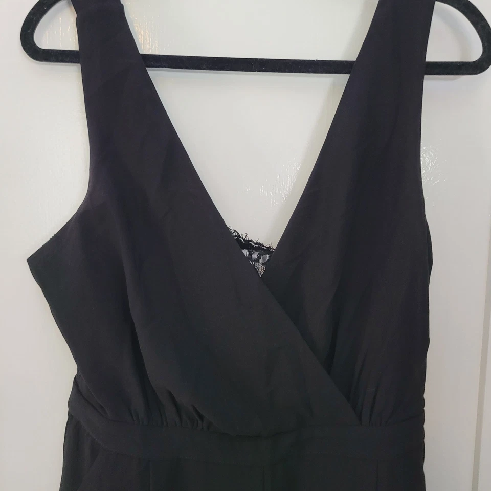 Lulus Size L Sleeveless Black Lace V Neck Wide Leg Jumpsuit Evening Chic - Image 4 of 4