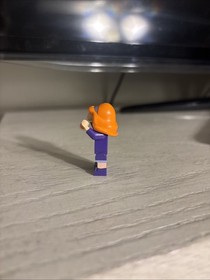 LEGO Daphne Blake Minifigure - 75903 Scooby-Doo Mystery Mansion 57