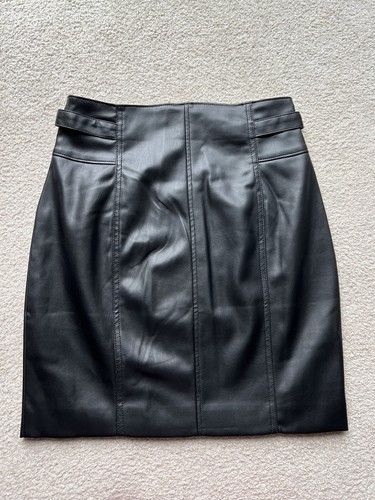 Guess Women's Demetria Buckle Skirt Black Faux Leather Stretch Fitted Size 4 New - Picture 8 of 10