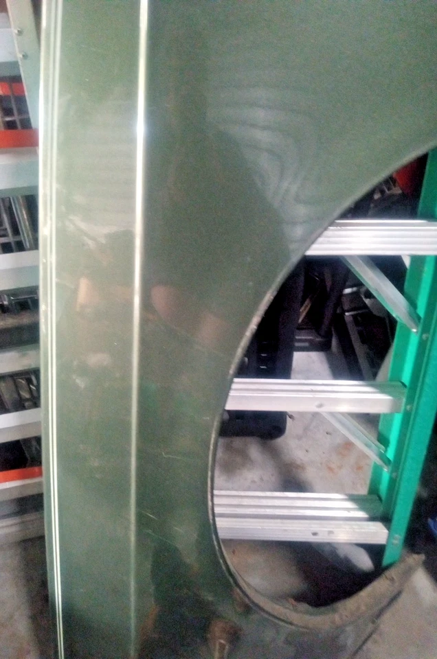 Крыло со стороны пассажира 1980-84 Oldsmobile 98 DG  - Изображение 4 из 4