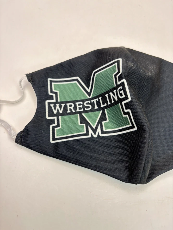 Máscara facial School Spirit Muskogee Wrestling Oklahoma OS preta e verde em excelente estado usado - Imagem 4 de 4