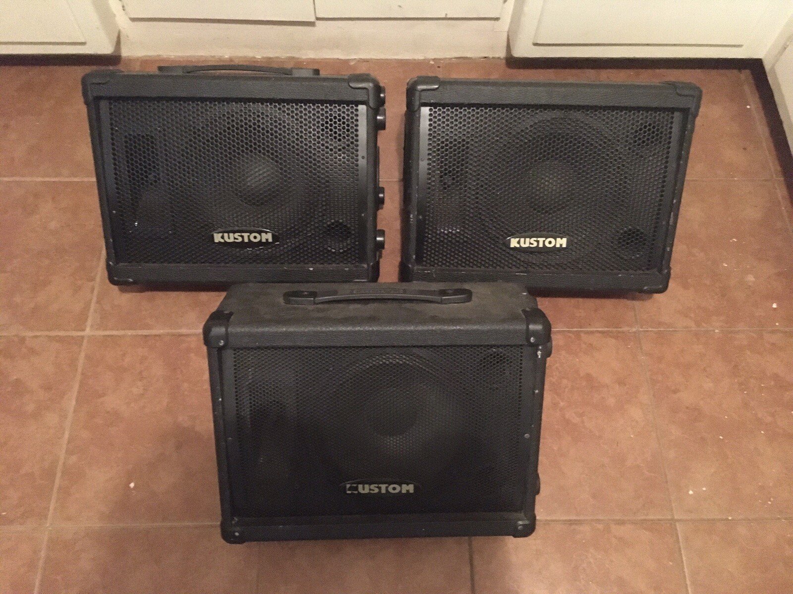 kustom powered stage monitors