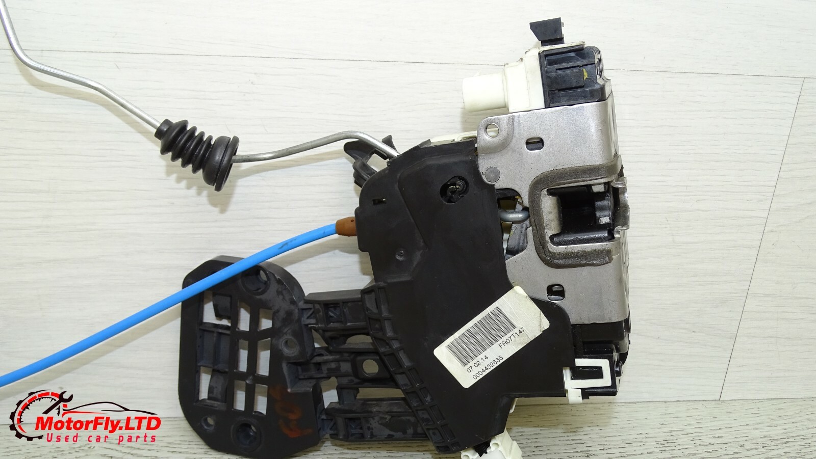 2014 MERCEDES A CLASS AMG DRIVERS FRONT RIGHT DOOR LOCK 