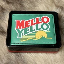 NIB Buckle-Down Men's Bi-fold Wallet - Mello Yello Design