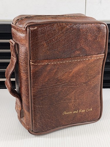LDS Book of Mormon & Bible Scripture Set 7"×5" NO MARKS with Carrying Case 70's - Foto 2 di 24