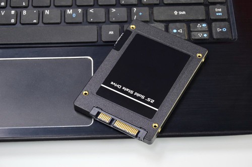 MINIATUROWY KOMPUTER DELL 5060 MICRO i5-8600T 16GB NOWY SSD 1TB W10P KLASA A - Zdjęcie 9 z 11