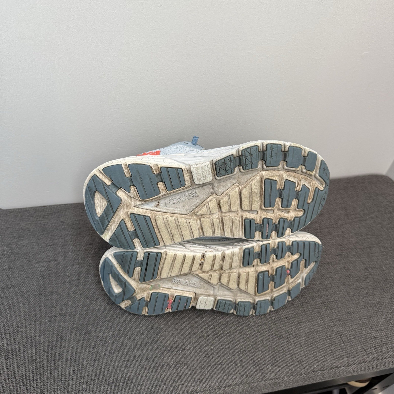 Excellent Hoka One One Gaviota 4 Women's Size 7.5 Running Shoes Blue thumbnail 3