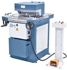 Bernardo Hydraulische Ausklinkmaschine HA 200 x 6 VSW / 06-1888