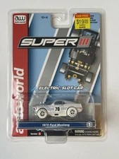Auto World Chase 1970 Ford Mustang HO Scale Slot Car READ !!