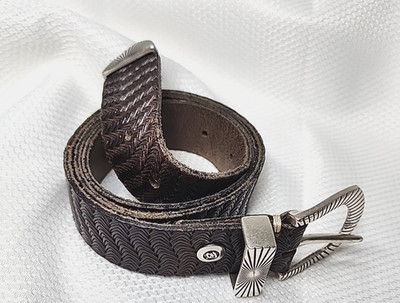 B BELT b.belt Sz 85-s Brown Leather  Textured Pattern Belt Germany  BB0628 