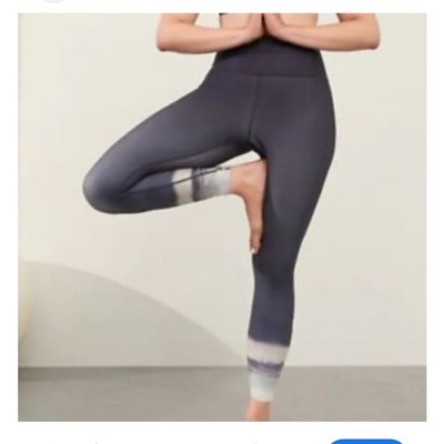 Athleta Elation 7/8  Leggings Size Large Purple Blue 