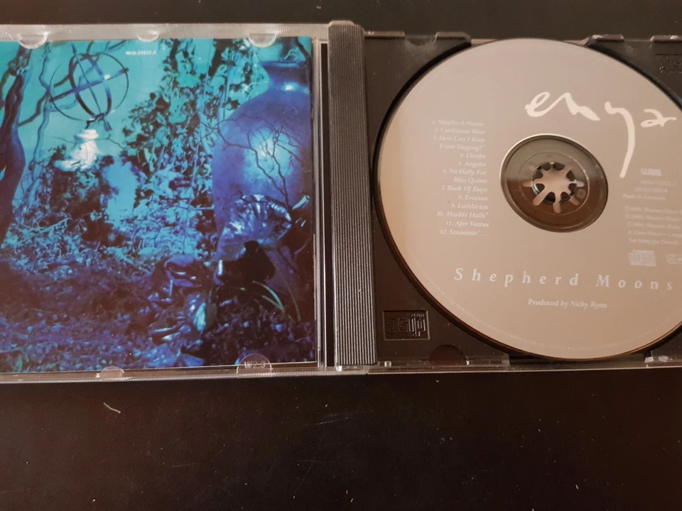 Enya – Shepherd Moons (CD,VG+) - Bild 3 von 3