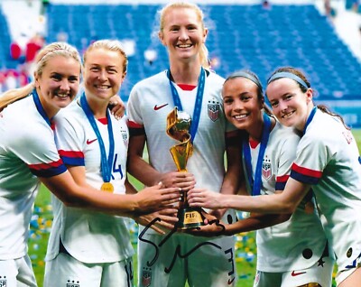 Sam Mewis 2019 World Cup USA Soccer Olympic SIGNED 8x10